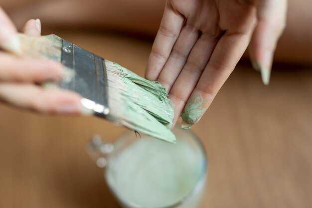 Нанесение грунтовки: зачем и как правильно это сделать
